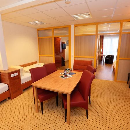 Hotel Am Holzhafen シュターデ エクステリア 写真