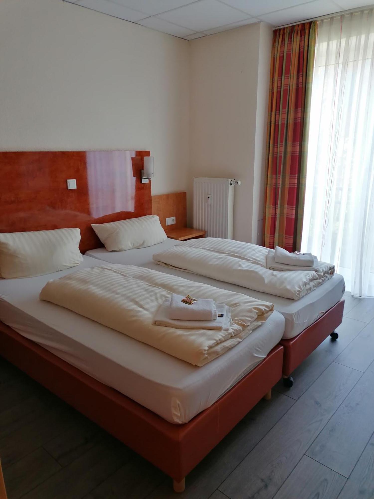 Hotel Am Holzhafen シュターデ エクステリア 写真
